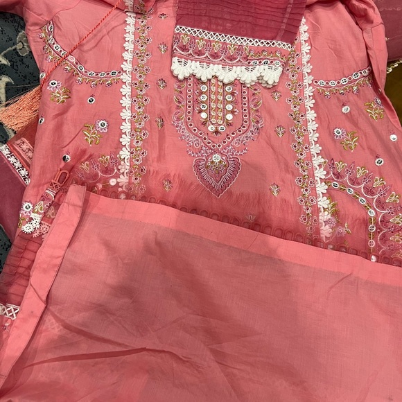 New 3 piece Pakistani dress Sobia nazir cl - Picture 2 of 10